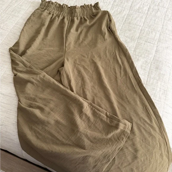 Olive Green Wide-Leg Women's Pants - Picture 3 of 5